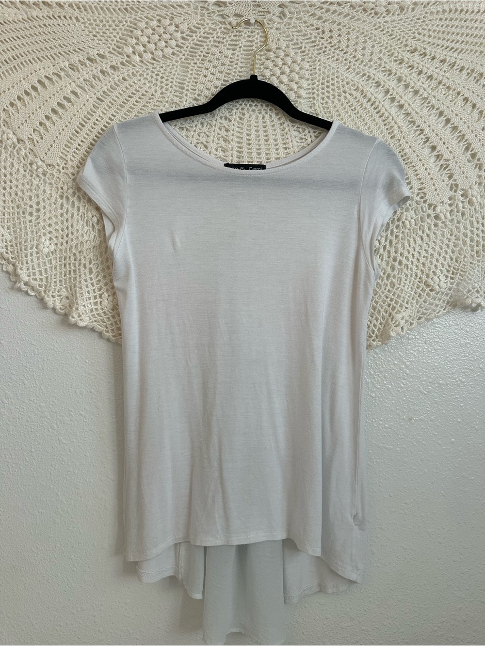 Kim and Cami White Cap Sleeve High-Low Tunic Top Flowy Asymmetrical Hem